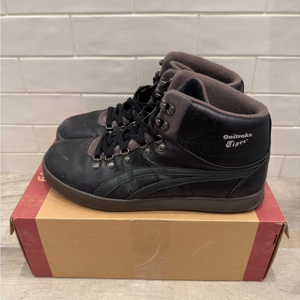 ASICS Onitsuka Tiger Vintage Sneakers